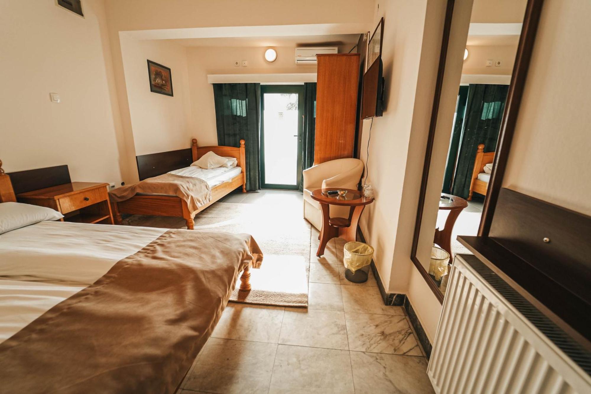 B&B Passage Sremska Mitrovica Exterior foto
